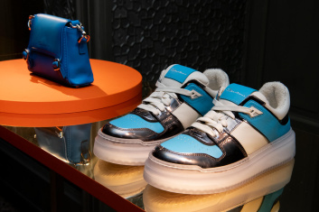 Fotoservizio/SS 2023/WOMEN/PRESENTAZIONE/SANTONI/DP2/23