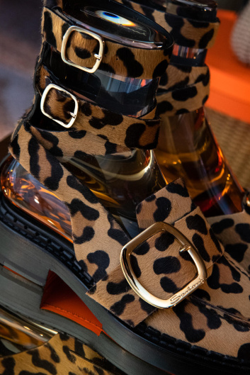 Fotoservizio/SS 2023/WOMEN/PRESENTAZIONE/SANTONI/DP2/32