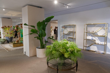Fotoservizio/SS 2023/WOMEN/PRESENTAZIONE/KITON/DP2/2