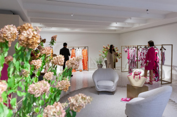 Fotoservizio/SS 2023/WOMEN/PRESENTAZIONE/KITON/DP2/4