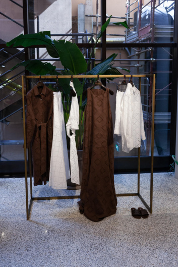 Fotoservizio/SS 2023/WOMEN/PRESENTAZIONE/KITON/DP2/10