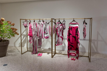 Fotoservizio/SS 2023/WOMEN/PRESENTAZIONE/KITON/DP2/9