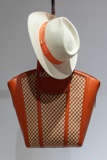 Fotoservizio/SS 2023/WOMEN/PRESENTAZIONE/KITON/DP2/46