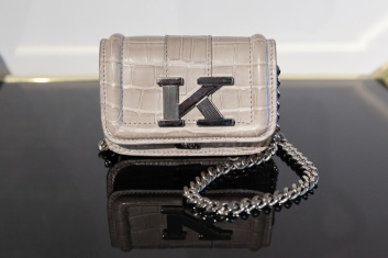 Fotoservizio/SS 2023/WOMEN/PRESENTAZIONE/KITON/DP2/90