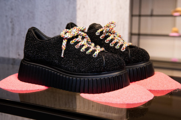 Fotoservizio/SS 2023/WOMEN/PRESENTAZIONE/AGL/DP2/18