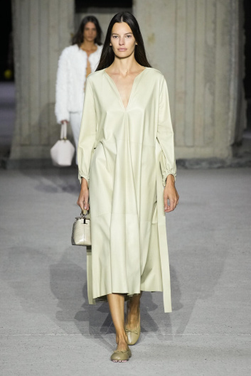 Fotoservizio/SS 2023/WOMEN/SFILATA/TOD'S/DP2/5