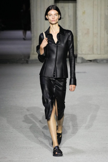 Fotoservizio/SS 2023/WOMEN/SFILATA/TOD'S/DP2/3