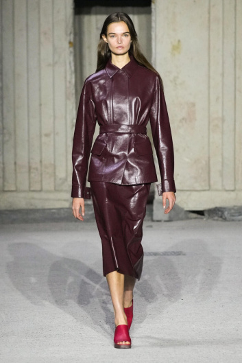 Fotoservizio/SS 2023/WOMEN/SFILATA/TOD'S/DP2/1