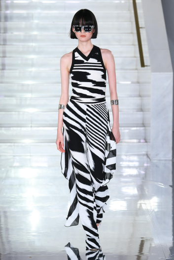 Fotoservizio/SS 2023/WOMEN/SFILATA/MISSONI/DP2/14