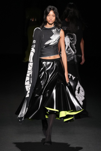 Fotoservizio/SS 2023/WOMEN/SFILATA/SPORTMAX/DP2/4