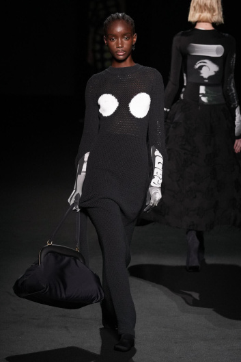 Fotoservizio/SS 2023/WOMEN/SFILATA/SPORTMAX/DP2/7