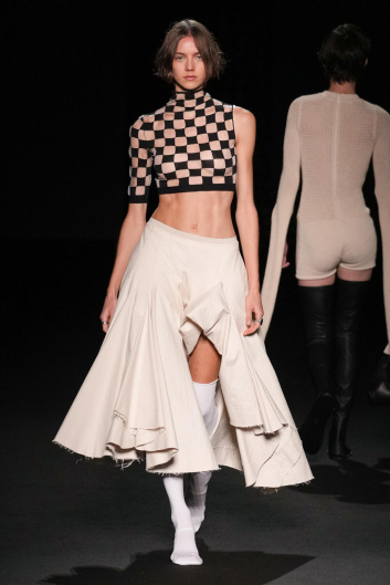 Fotoservizio/SS 2023/WOMEN/SFILATA/SPORTMAX/DP2/9