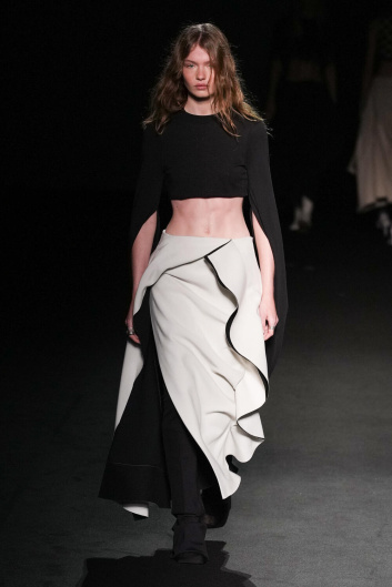 Fotoservizio/SS 2023/WOMEN/SFILATA/SPORTMAX/DP2/11