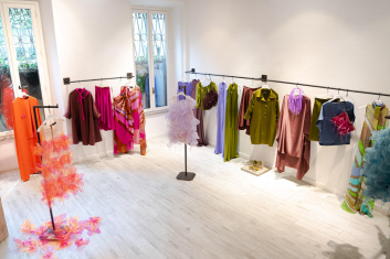 Fotoservizio/SS 2023/WOMEN/PRESENTAZIONE/GIANLUCA CAPANNOLO/DP2/1