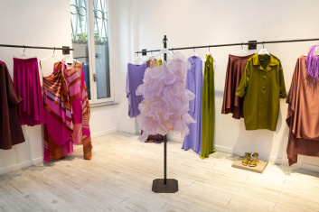 Fotoservizio/SS 2023/WOMEN/PRESENTAZIONE/GIANLUCA CAPANNOLO/DP2/7
