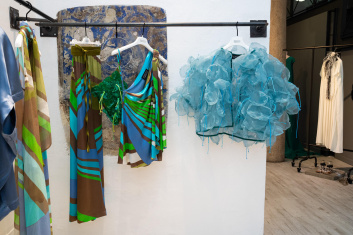 Fotoservizio/SS 2023/WOMEN/PRESENTAZIONE/GIANLUCA CAPANNOLO/DP2/3