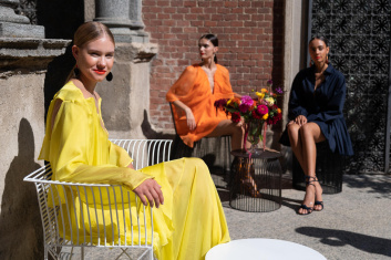 Fotoservizio/SS 2023/WOMEN/PRESENTAZIONE/RAQUEL DINIZ/DP2/3