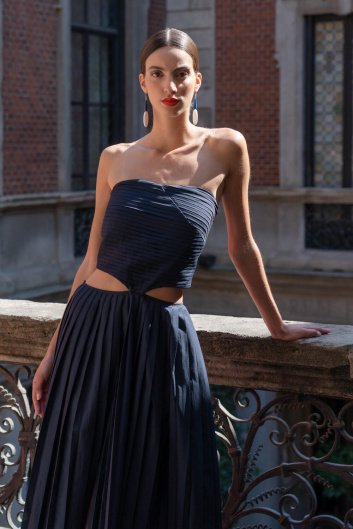 Fotoservizio/SS 2023/WOMEN/PRESENTAZIONE/RAQUEL DINIZ/DP2/13