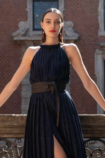 Fotoservizio/SS 2023/WOMEN/PRESENTAZIONE/RAQUEL DINIZ/DP2/19
