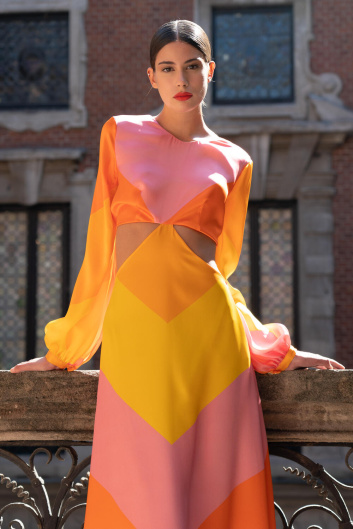 Fotoservizio/SS 2023/WOMEN/PRESENTAZIONE/RAQUEL DINIZ/DP2/21