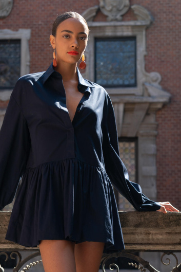 Fotoservizio/SS 2023/WOMEN/PRESENTAZIONE/RAQUEL DINIZ/DP2/32