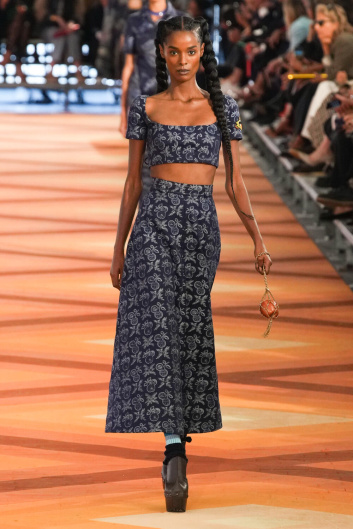 Fotoservizio/SS 2023/WOMEN/SFILATA/ETRO/DP2/1