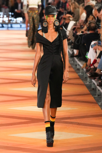 Fotoservizio/SS 2023/WOMEN/SFILATA/ETRO/DP2/15