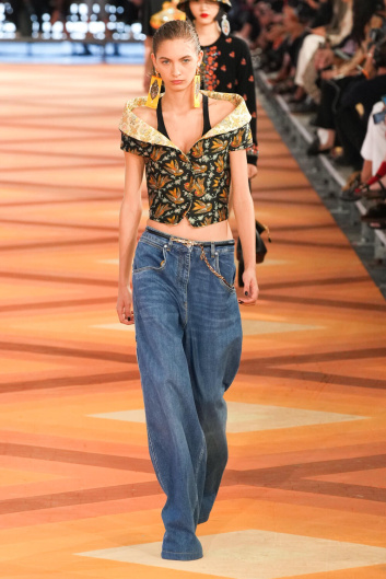 Fotoservizio/SS 2023/WOMEN/SFILATA/ETRO/DP2/4