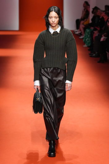 Fotoservizio/FW 22-23/WOMEN/SFILATA/TOD'S/DP2/7