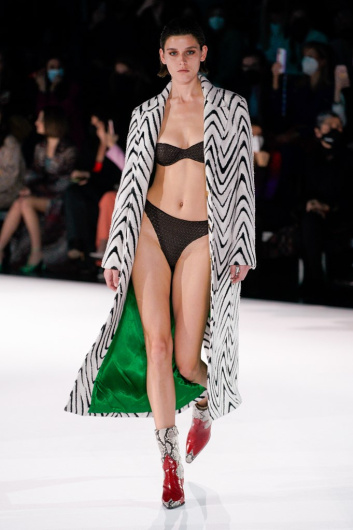 Fotoservizio/FW 22-23/WOMEN/SFILATA/MISSONI/DP2/0