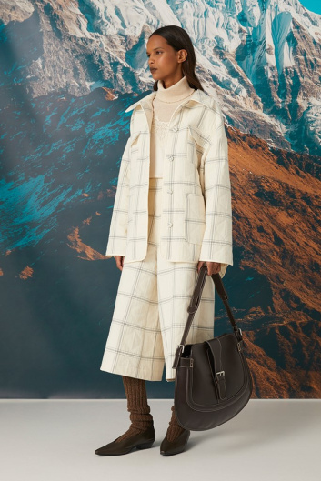 Fotoservizio/FW 22-23/WOMEN/PRESENTAZIONE/BEATRICE .B/DP2/8