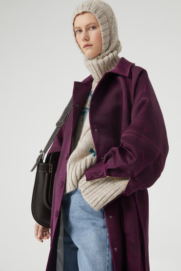 Fotoservizio/FW 22-23/WOMEN/PRESENTAZIONE/BEATRICE .B/DP2/23