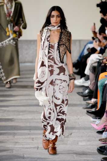 Fotoservizio/FW 22-23/WOMEN/SFILATA/ETRO/DP2/2
