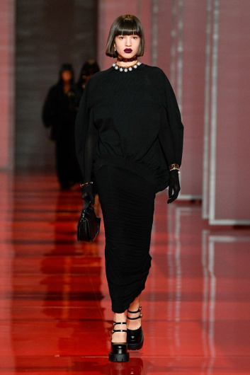 Fotoservizio/FW 22-23/WOMEN/SFILATA/VERSACE/DP2/7