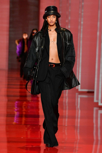 Fotoservizio/FW 22-23/WOMEN/SFILATA/VERSACE/DP2/9