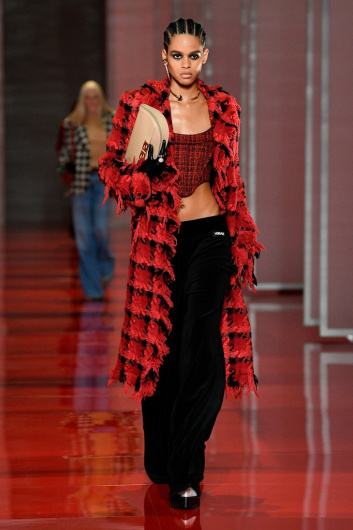 Fotoservizio/FW 22-23/WOMEN/SFILATA/VERSACE/DP2/16