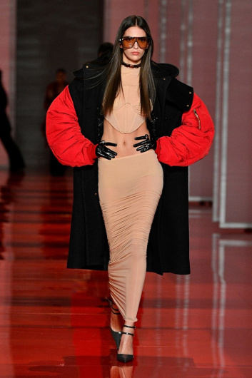 Fotoservizio/FW 22-23/WOMEN/SFILATA/VERSACE/DP2/13
