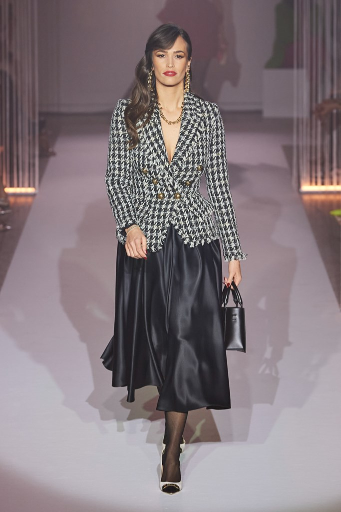 Fotoservizio/FW 22-23/WOMEN/SFILATA/ELISABETTA FRANCHI/DP2/1