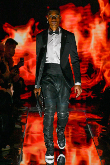 Fotoservizio/FW 22-23/WOMEN/SFILATA/PHILIPP PLEIN/DP2/1