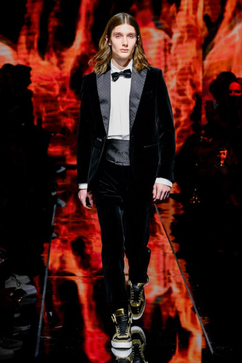 Fotoservizio/FW 22-23/WOMEN/SFILATA/PHILIPP PLEIN/DP2/19