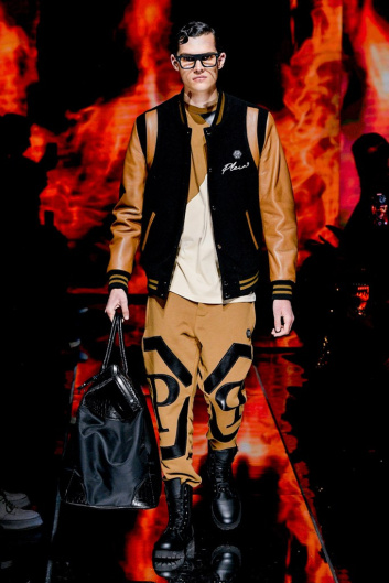 Fotoservizio/FW 22-23/WOMEN/SFILATA/PHILIPP PLEIN/DP2/5