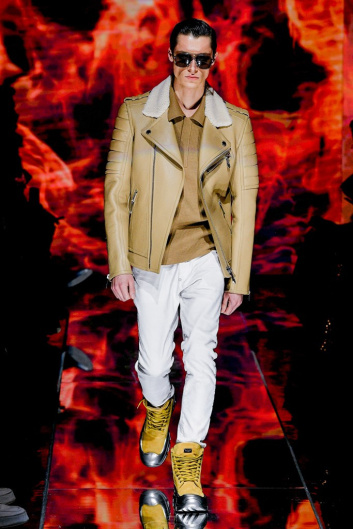 Fotoservizio/FW 22-23/WOMEN/SFILATA/PHILIPP PLEIN/DP2/7