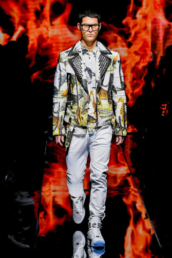 Fotoservizio/FW 22-23/WOMEN/SFILATA/PHILIPP PLEIN/DP2/10