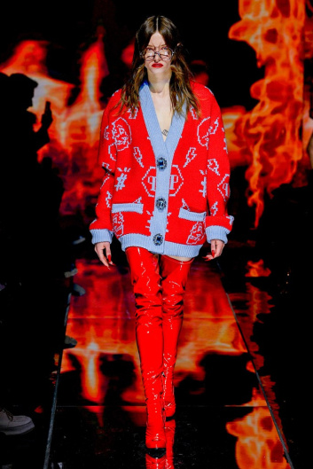 Fotoservizio/FW 22-23/WOMEN/SFILATA/PHILIPP PLEIN/DP2/18