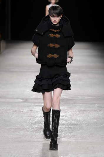 Fotoservizio/FW 22-23/WOMEN/SFILATA/PORTS 1961/DP2/20