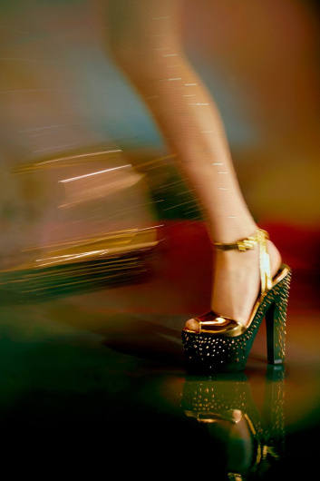 Fotoservizio/FW 22-23/WOMEN/PRESENTAZIONE/GIUSEPPE ZANOTTI/DP2/2