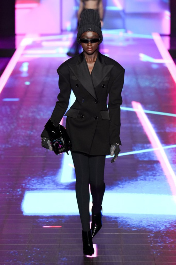 Fotoservizio/FW 22-23/WOMEN/SFILATA/DOLCE & GABBANA/DP2/1