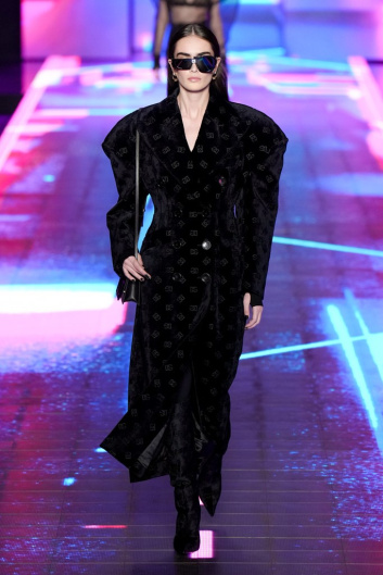 Fotoservizio/FW 22-23/WOMEN/SFILATA/DOLCE & GABBANA/DP2/3