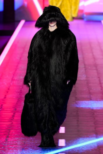 Fotoservizio/FW 22-23/WOMEN/SFILATA/DOLCE & GABBANA/DP2/4