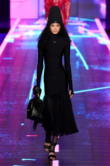 Fotoservizio/FW 22-23/WOMEN/SFILATA/DOLCE & GABBANA/DP2/1